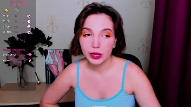 KindHazelHere  online show from 10/07/25, 08:11