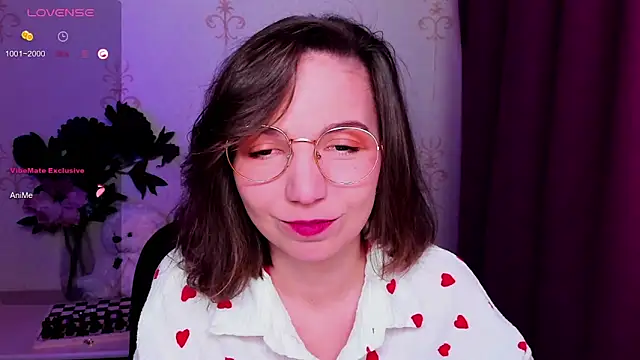 KindHazelHere  online show from 03/18/26, 06:11