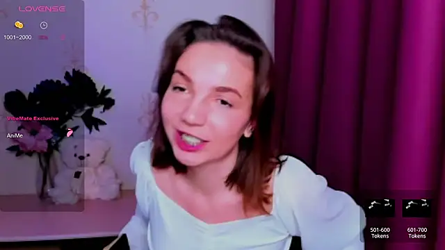 KindHazelHere  online show from 05/19/26, 05:36