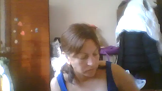 Snapshot of ShawnaAdams chatting on 06/14/26, 03:03 ShawnaAdams online show from 06/14/26, 03:03