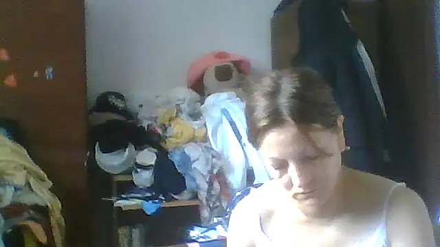 Snapshot of ShawnaAdams chatting on 07/04/26, 10:32 ShawnaAdams online show from 07/04/26, 10:32