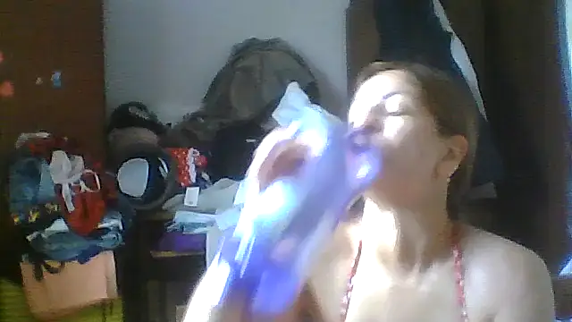 Snapshot of ShawnaAdams chatting on 07/09/26, 10:19 ShawnaAdams online show from 07/09/26, 10:19