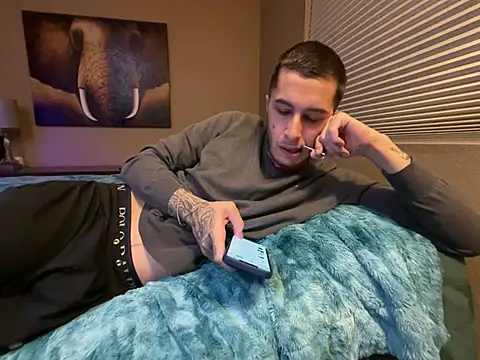 Snapshot of Bwcjoshbanks chatting on 02/07/25, 03:01 Bwcjoshbanks online show from 02/07/25, 03:01