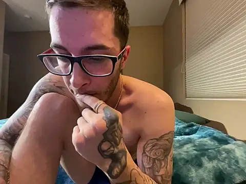 Snapshot of Bwcjoshbanks chatting on 02/21/25, 05:56 Bwcjoshbanks online show from 02/21/25, 05:56