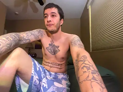 Snapshot of Bwcjoshbanks chatting on 10/28/25, 03:04 Bwcjoshbanks online show from 10/28/25, 03:04