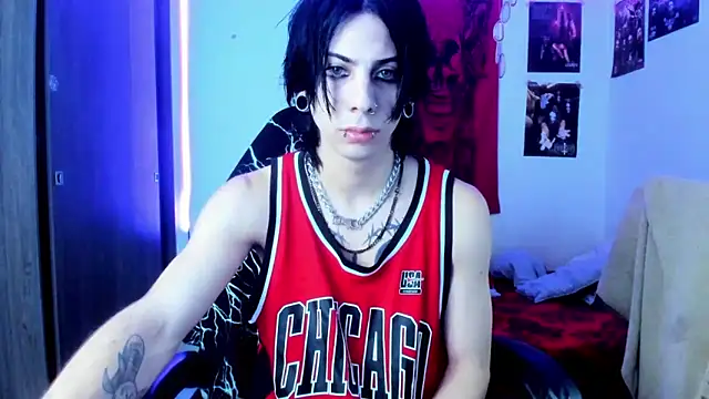 dussk  online show from 02/19/25, 06:00