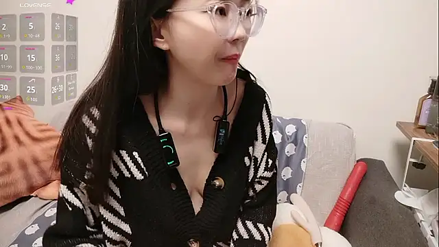 Lu Nana online show from 03/12/26, 01:17