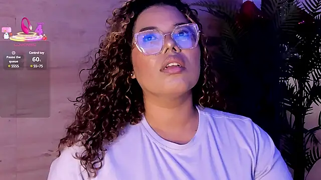  nickypurple  online show from 03/18/25, 12:03