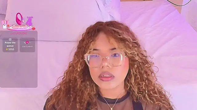  nickypurple  online show from 12/22/25, 06:05