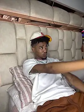 matatanlove online show from 02/28/25, 11:45