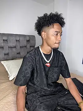 matatanlove online show from 03/08/25, 05:17