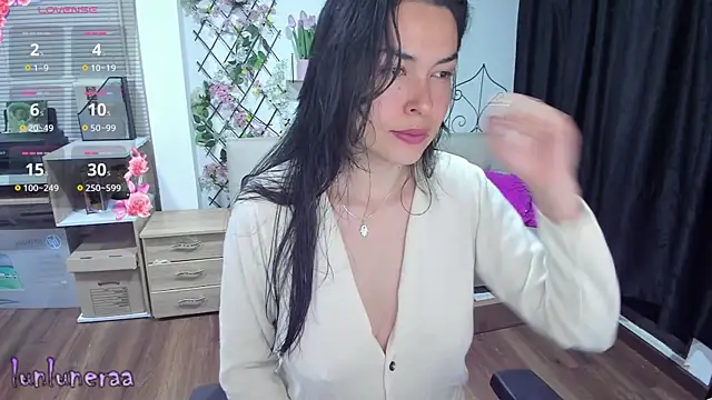 Lunlunera online show from 03/13/25, 04:38