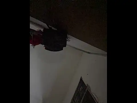 170-Yi online show from 11/11/25, 01:55