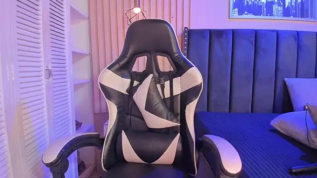 ashlye miller  online show from 03/27/26, 04:29