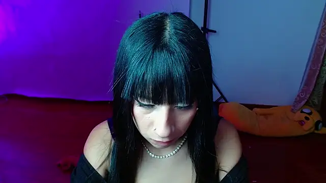 Snapshot of _holy_1 chatting on 02/14/26, 01:46 holy 1 online show from 02/14/26, 01:46