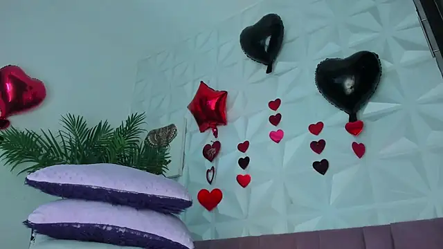 Hellen Sky online show from 04/07/26, 07:14