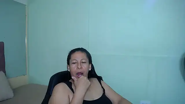 mature martina online show from 02/26/25, 02:26