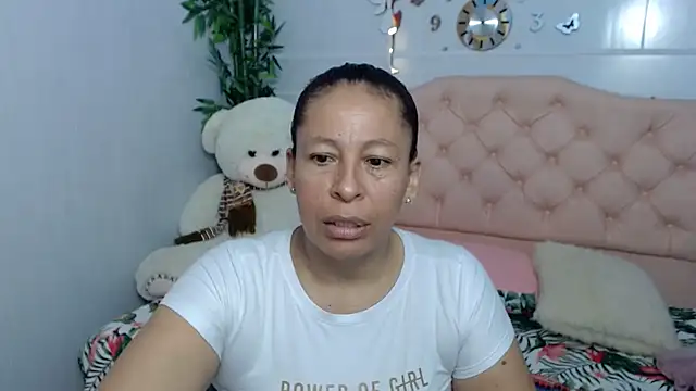 mature martina online show from 09/21/25, 06:09