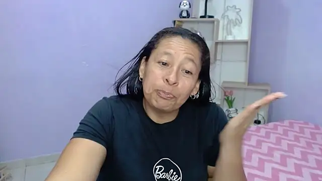 mature martina online show from 10/24/25, 11:34