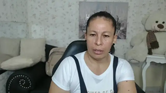mature martina online show from 06/01/26, 10:00