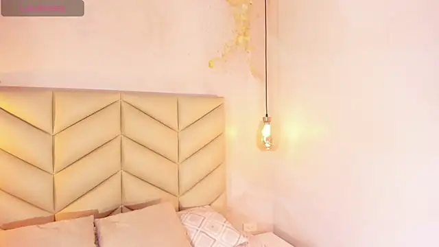 JESYSOZ23  online show from 09/16/25, 06:20