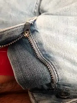 69Torre69 online show from 10/23/25, 12:04