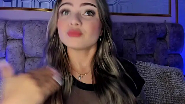 AnnyLopezz  online show from 01/07/25, 03:57