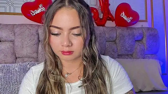 AnnyLopezz  online show from 02/17/25, 06:53
