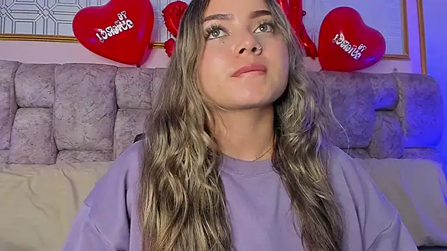 AnnyLopezz  online show from 02/17/25, 10:07