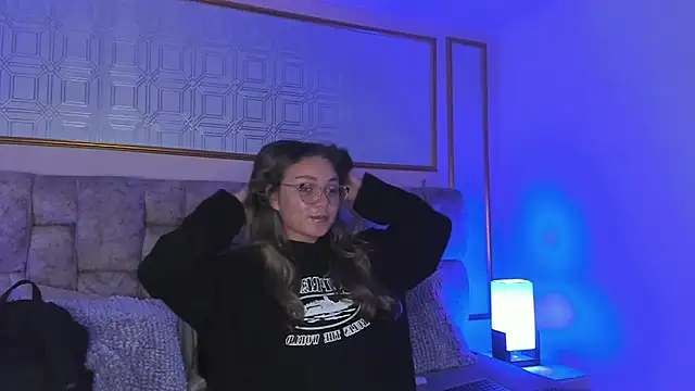 AnnyLopezz  online show from 03/01/25, 10:24