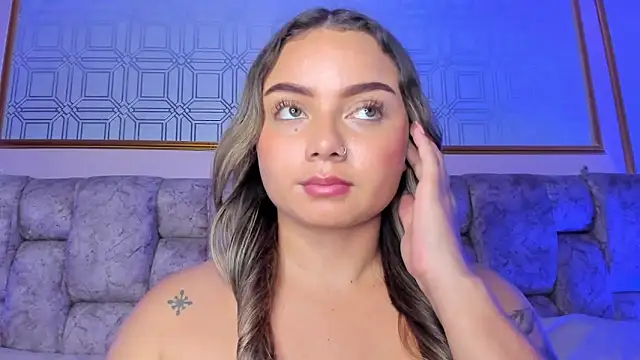 AnnyLopezz  online show from 03/10/25, 07:10