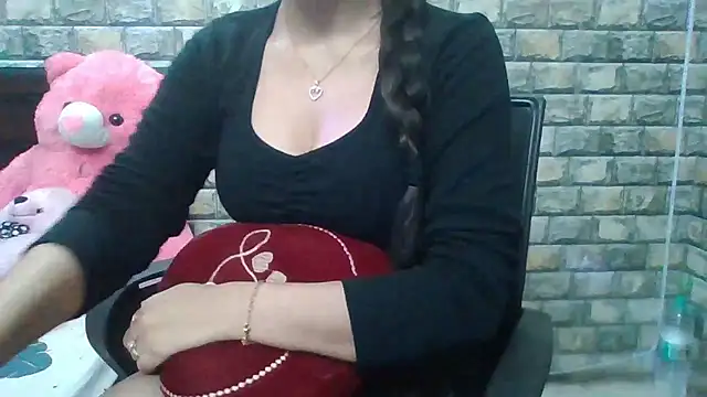 Sexy iknoor online show from 01/07/26, 04:37