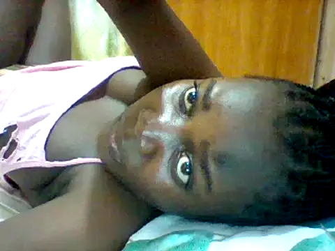 Snapshot of Alessandrajenna chatting on 02/26/25, 09:48 Alessandrajenna online show from 02/26/25, 09:48