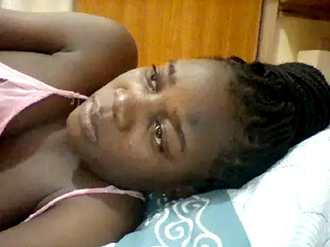 Snapshot of Alessandrajenna chatting on 03/06/25, 07:47 Alessandrajenna online show from 03/06/25, 07:47