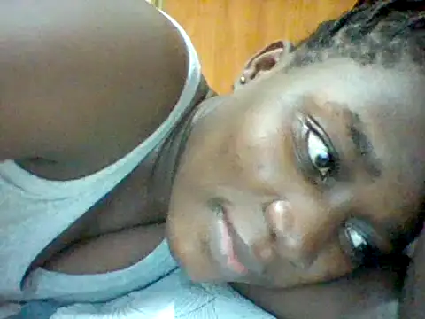 Snapshot of Alessandrajenna chatting on 03/13/25, 09:05 Alessandrajenna online show from 03/13/25, 09:05