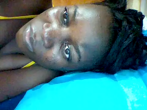 Snapshot of Alessandrajenna chatting on 09/19/25, 04:07 Alessandrajenna online show from 09/19/25, 04:07