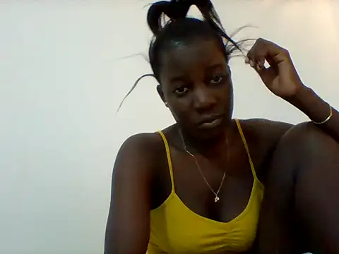 Snapshot of Alessandrajenna chatting on 02/15/26, 11:30 Alessandrajenna online show from 02/15/26, 11:30