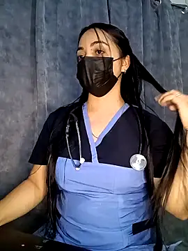 Snapshot of MEGAN_X0XX chatting on 12/16/25, 11:32 MEGAN X0XX online show from 12/16/25, 11:32