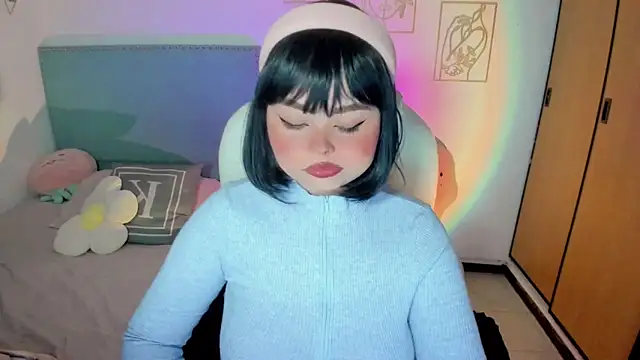 Snapshot of damn_that_booty chatting on 11/06/25, 12:00 damn that booty online show from 11/06/25, 12:00