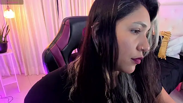 BonnieBad01 online show from 02/12/25, 06:09