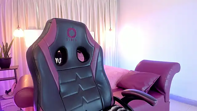 BonnieBad01 online show from 03/21/25, 05:34