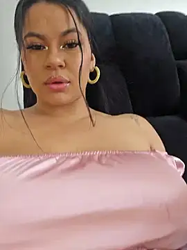 Snapshot of Margaret_Saunders chatting on 02/15/25, 03:39 Margaret Saunders online show from 02/15/25, 03:39