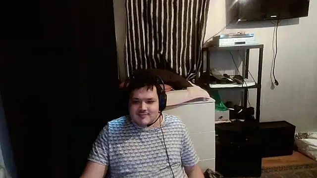 Bebemickey75 online show from 02/02/25, 08:08