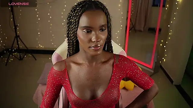 LuanaRisque online show from 04/16/26, 11:18