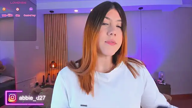 AbbieEdmond online show from 10/25/25, 04:09