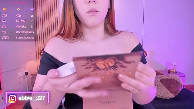 AbbieEdmond online show from 01/19/26, 04:16