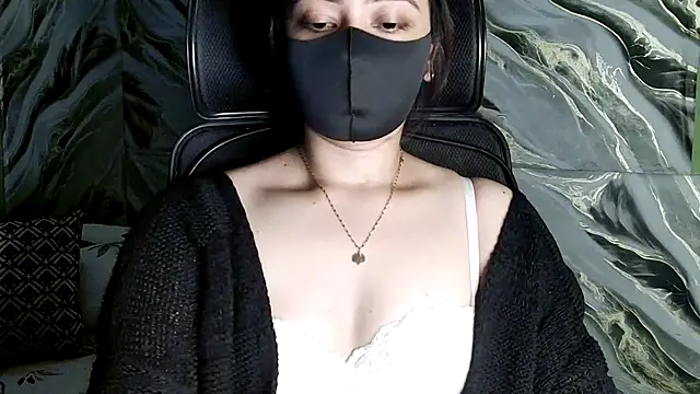 Snapshot of Sima--Roy chatting on 12/04/25, 05:21 Sima--Roy online show from 12/04/25, 05:21