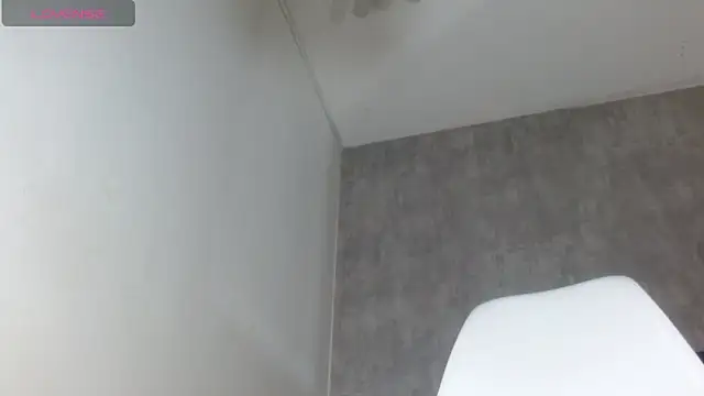 Snapshot of wendy_rivera_ chatting on 02/10/25, 11:46 wendy rivera online show from 02/10/25, 11:46