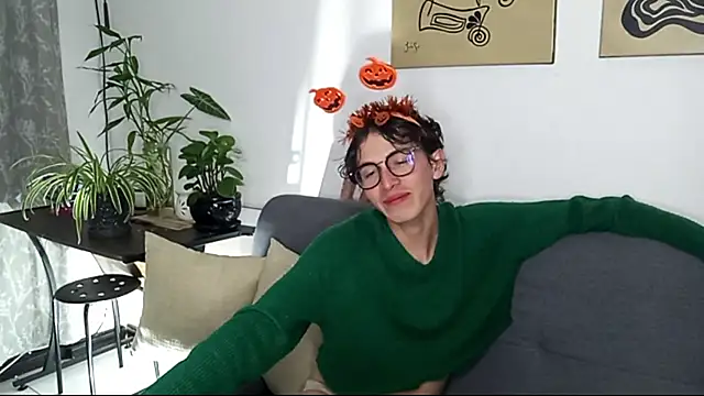 Norehg online show from 10/12/25, 08:35