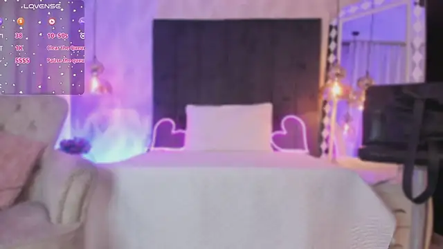 kataliina   online show from 03/21/25, 11:55